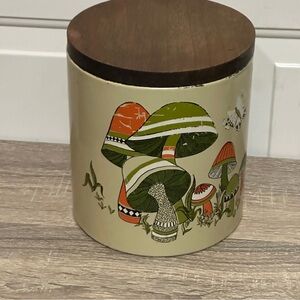 Ransburg Mushroom Metal Canister with Wood Lid 8”‎ Tall 7”w Retro MCM Vintage